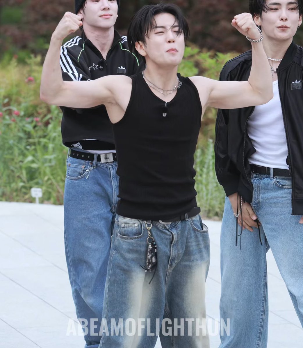 Just Jiham/Daily Donghun Clips/Pics tweet media