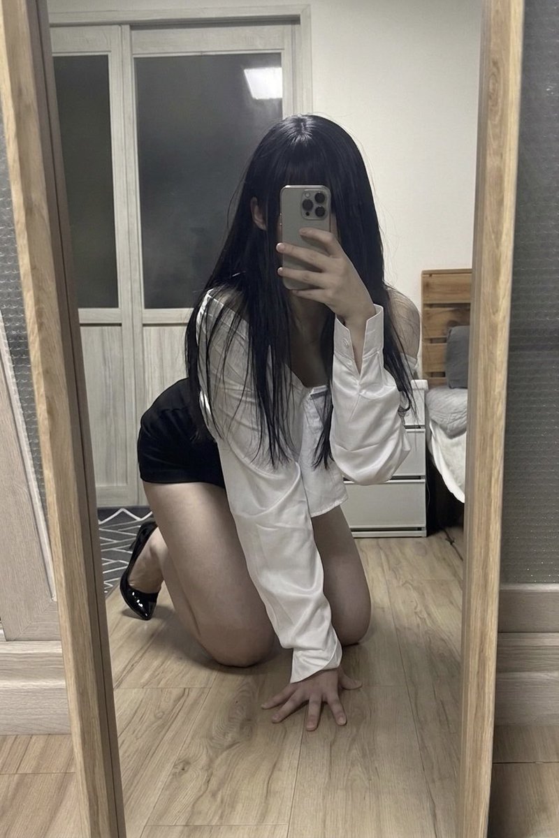 buldalgpen67096's tweet image. #cd 
여장은 역시 긴머리에 오피스룩인가