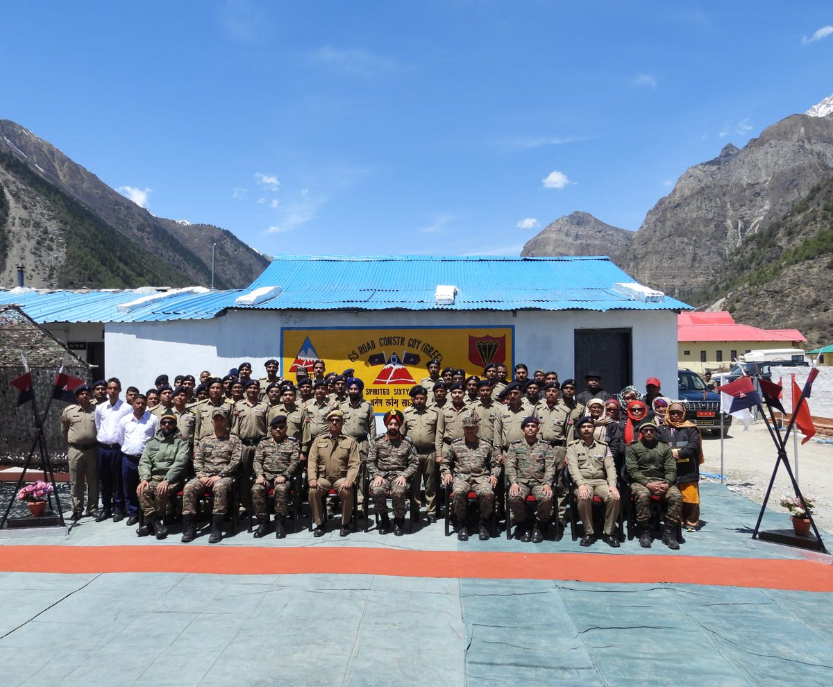 BROindia's tweet photo. #BROIndia #KailashMansarovarYatra #DevbhoomiUttarakhand #InfrastructureForNation
Lt Gen Harpal Singh, DGBR, reviewed critical road infrastructure works under Project Hirak in Kumaon, aimed at enhancing strategic connectivity and facilitating the upcoming Kailash Mansarovar Yatra.
He commended BRO personnel and CPLs for their unwavering commitment to nation-building in extreme conditions, while also assessing progress in close coordination with defence formations.
Strengthening borders, enabling pilgrimage, and building the nation—one road at a time.
Jai Hind 🇮🇳
@rajnathsingh
@pushkardhami
@SethSanjayMP
@LtGenGurmit
@adgpi
@PIB_India
@PTI_News
@ians_india
@ANI