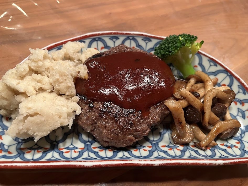 頭をかいてごまかすさ tweet media