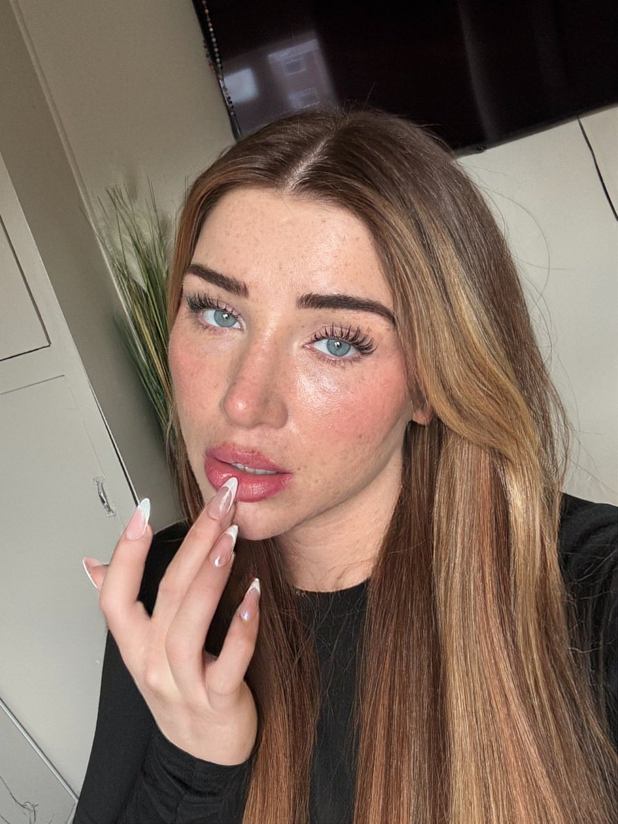 Zoy👸💕✨ tweet media