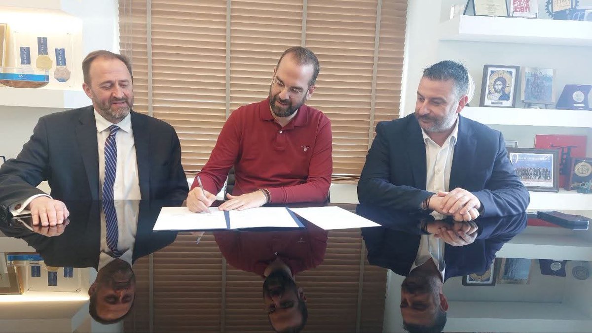 Το Δικαστικό Μέγαρο Μεσολογγίου γυρίζει σελίδα! 
Δίνουμε οριστική λύση σε χρόνια προβλήματα ενός κτηρίου που παρέμενε ασυντήρητο επί σειρά ετών, ικανοποιώντας ένα πάγιο αίτημα της τοπικής κοινωνίας και της Δικαιοσύνης.
Στη σημερινή μας...facebook.com/share/p/1CdVg7…