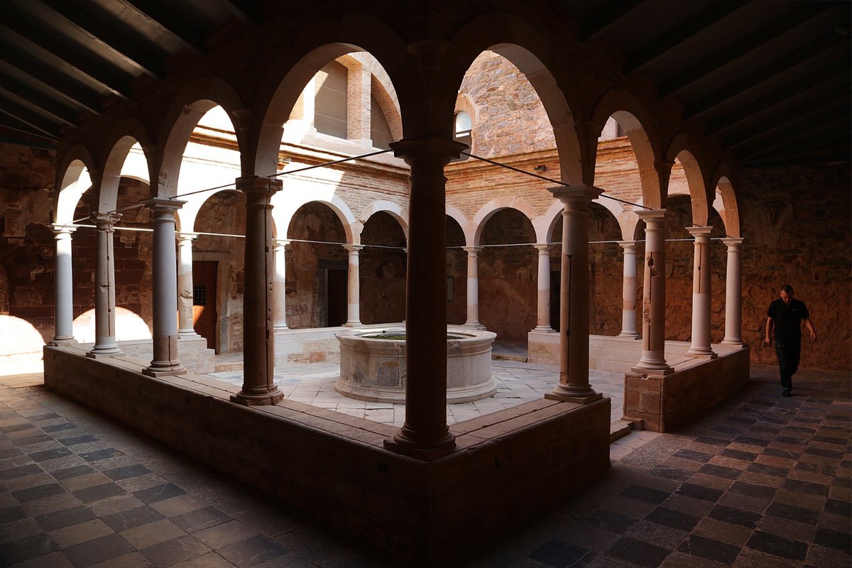 iberapt's tweet photo. 🏛️ Aquest  18 d'abril celebrem el Dia Internacional dels Museus i Llocs Històrics amb una jornada de portes obertes al Reial Monestir de Santes Creus, la Cartoixa d'Escaladei, el Castell-Monestir d'Escornalbou i el Castell de Miravet✨

Més informació a https://t.co/OUK80CNRXh https://t.co/5s6R6qaafQ