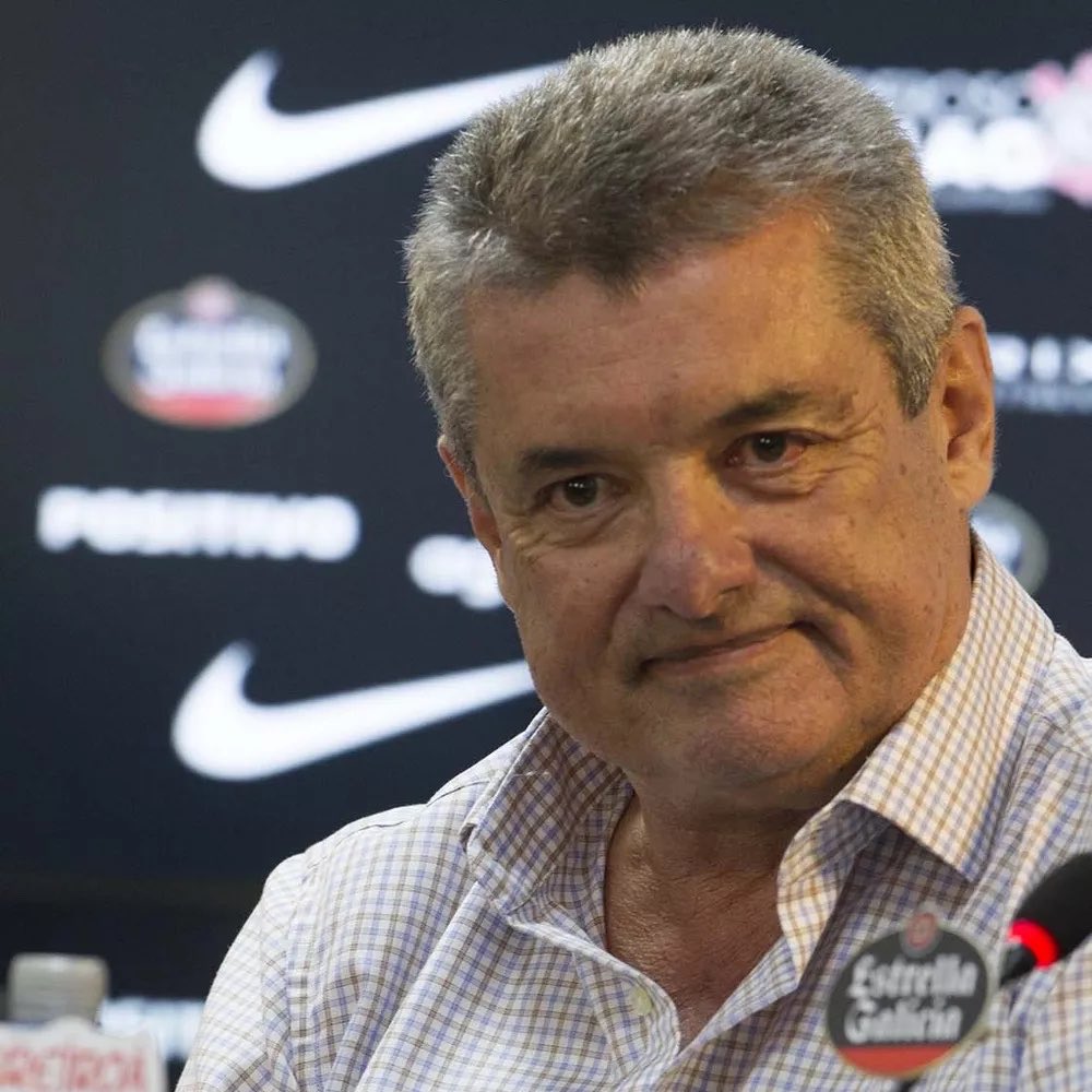 🚨 | O Ministério Público de São Paulo ofereceu denúncia nesta quinta-feira contra três ex-dirigentes e um ex-funcionário do Corinthians por irregularidades entre 2018 e 2023. O ex-chefe de segurança, João Odair de Souza (Caveira), é acusado de apropriação indébita por receber R$