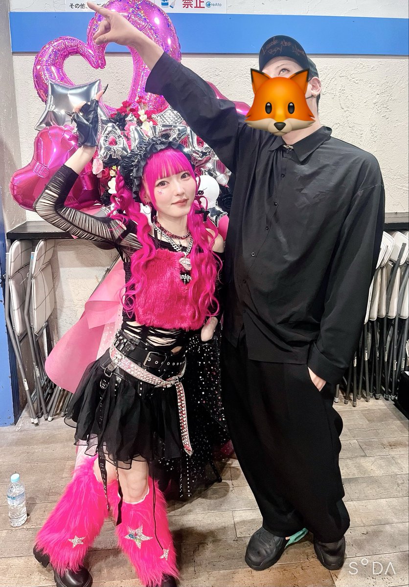 荒 井🐇 tweet media