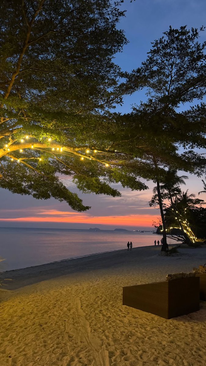 LengThanaphonOfficial tweet media