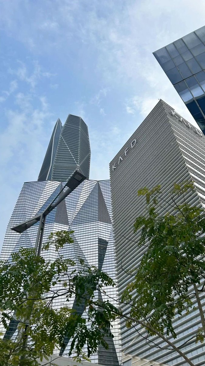 عُمـر tweet media