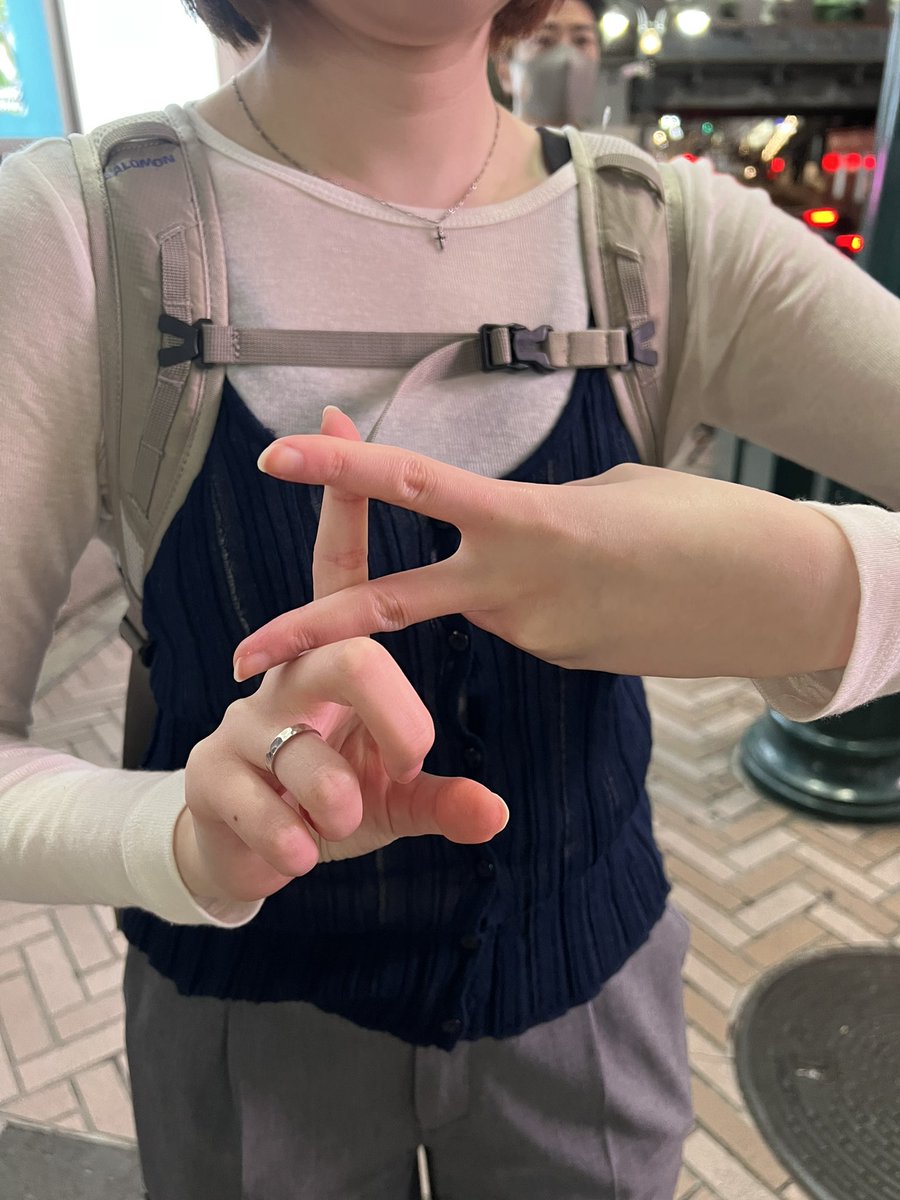 ななえ tweet media