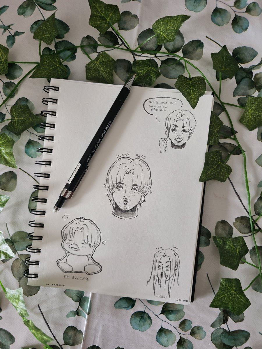 ˚.◜carꙨ ◟☆ tweet media