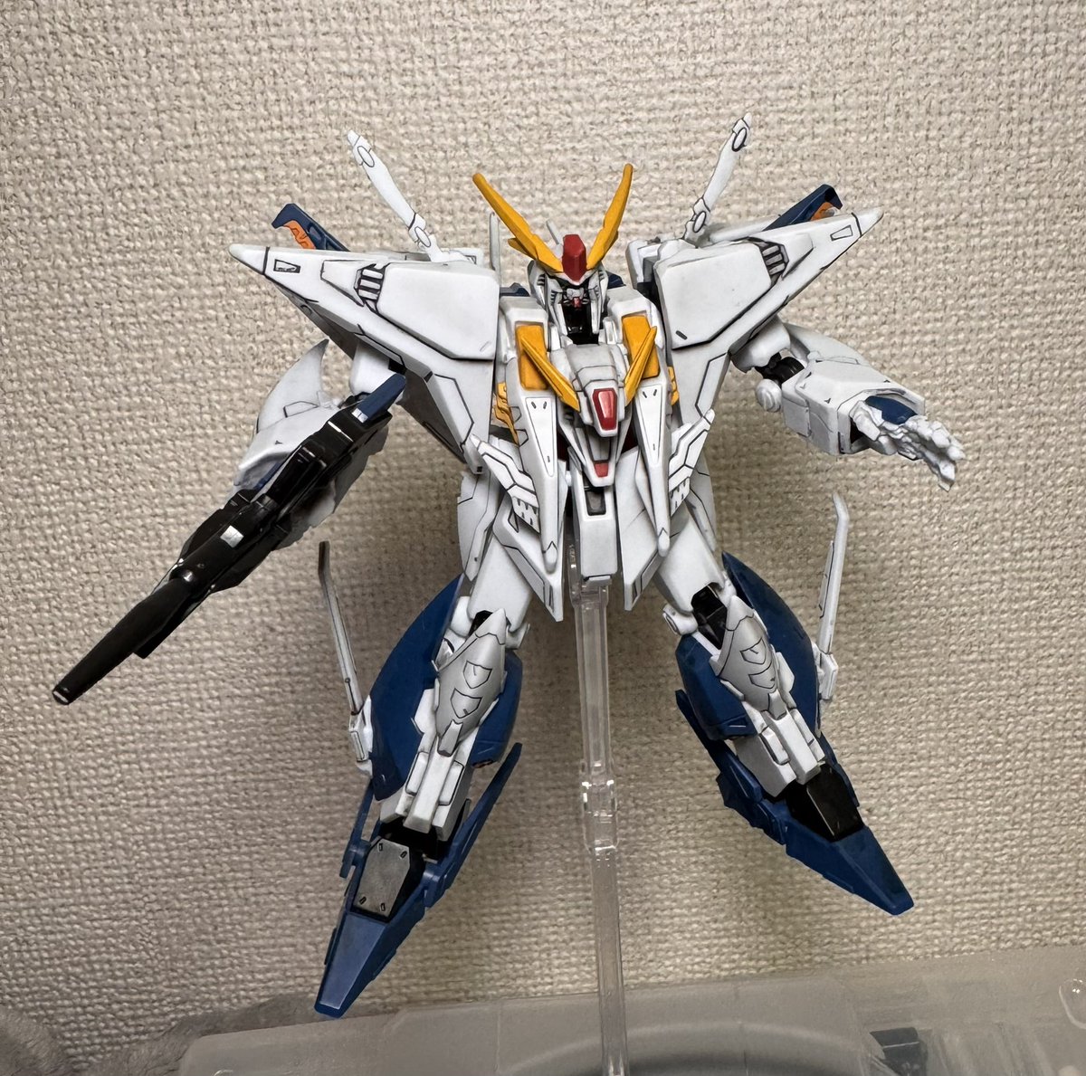 ringa1234's tweet photo. Gフレームのクスィーガンダムをウェザリングで墨入れ。
写真で見ると肉眼よりも黒ずみが目立つなぁ。
もうちょっとメラミンスポンジとヤスリでゴシゴシしようかな。
あとデカールとトップをやろうか悩む

#クスィーガンダム
#gフレーム
#閃光のハサウェイ https://t.co/ISNfscfp5s
