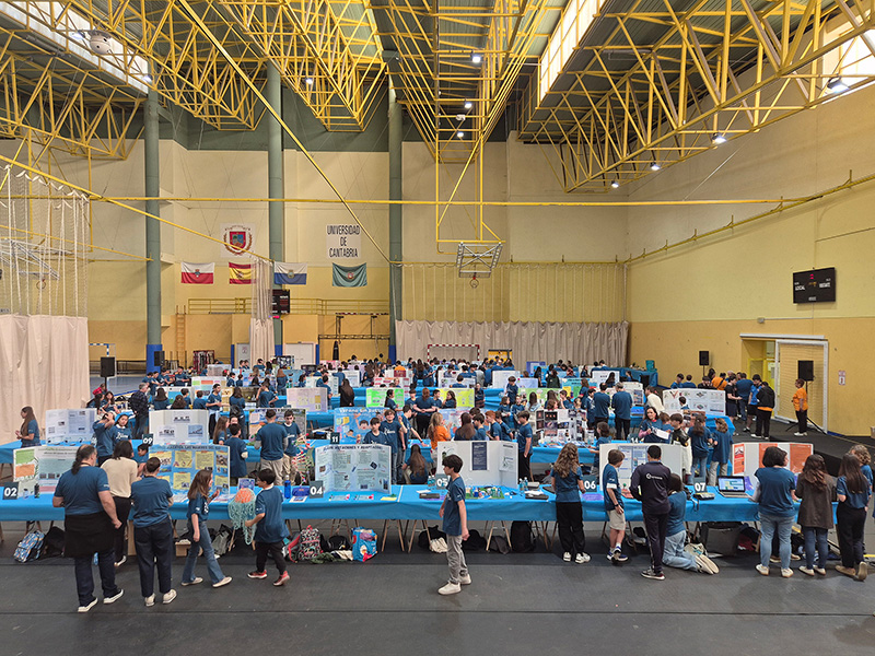unican's tweet image. 🔬 Éxito de la XII Feria Científica de la #UC
1⃣5⃣6⃣estudiantes de 2⃣5⃣ centros han presentado 5⃣5⃣proyectos en áreas como Ciencias, Humanidades y Sociales
👩‍🔬Menciones especiales: Océanos, Eclipse y Europa-EUNICE
Impulso a la vocación científica 👏
ℹ️web.unican.es/unidades/cultu…