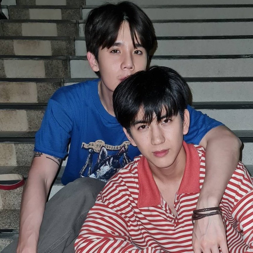 รูปเซตนี้ของจิมมี่ซีน่ารักมาก เหมือนแฟน100% TT