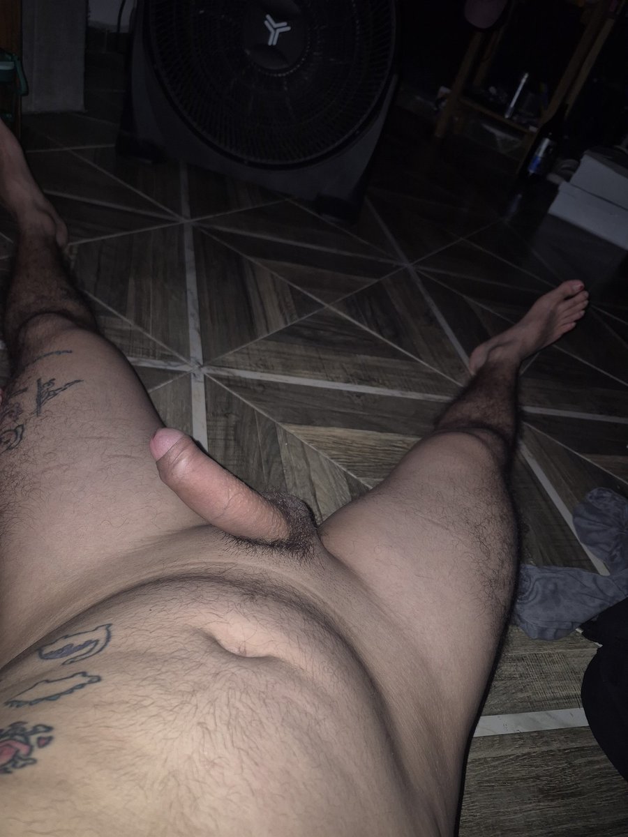 Jorge70Ru's tweet photo. Antes de deslecharme 🍆💦 https://t.co/jn3vfHxoCO