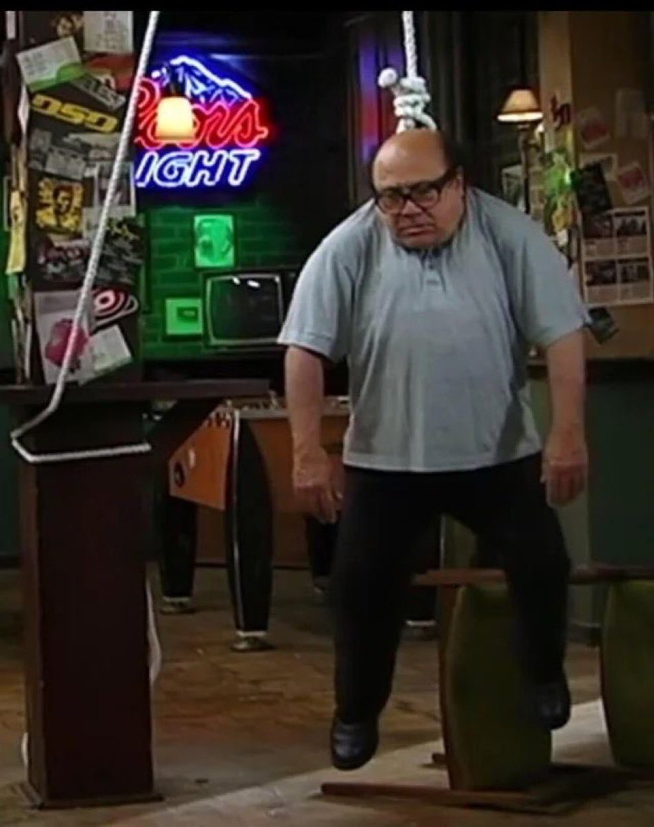 Tom Tucker Apologist tweet media