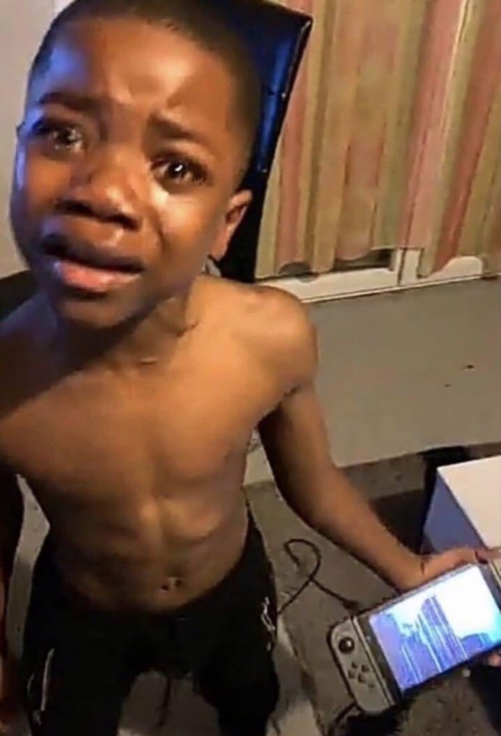 Scripted tweet media