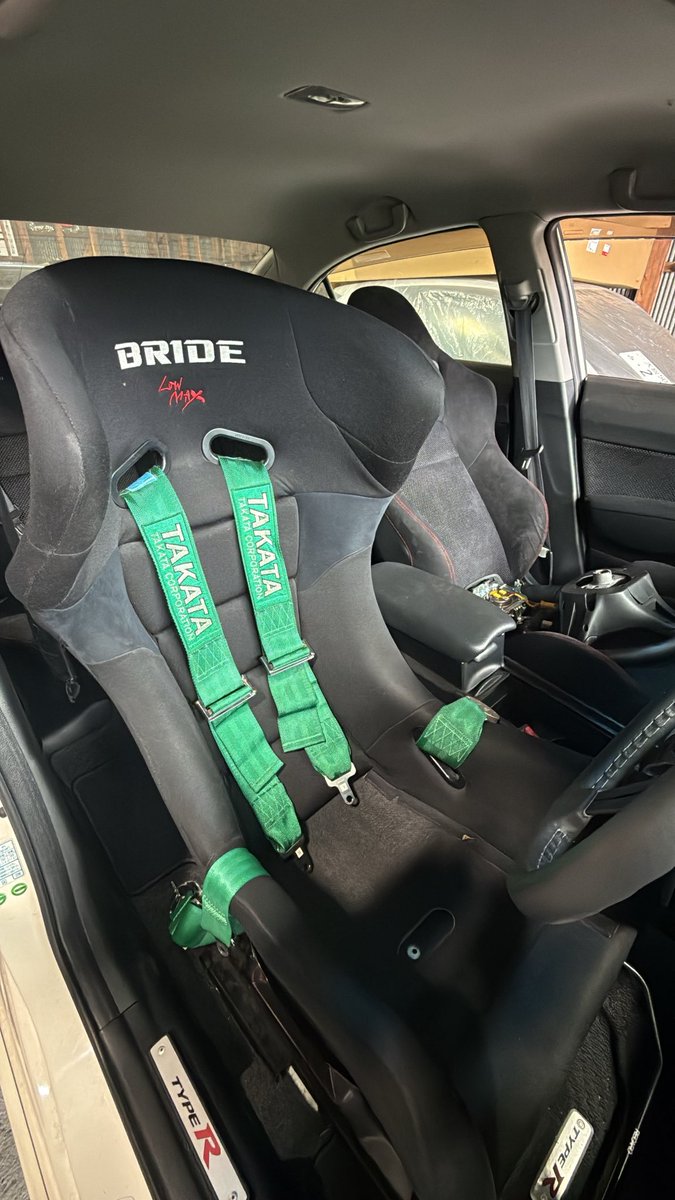 まこつ tweet media