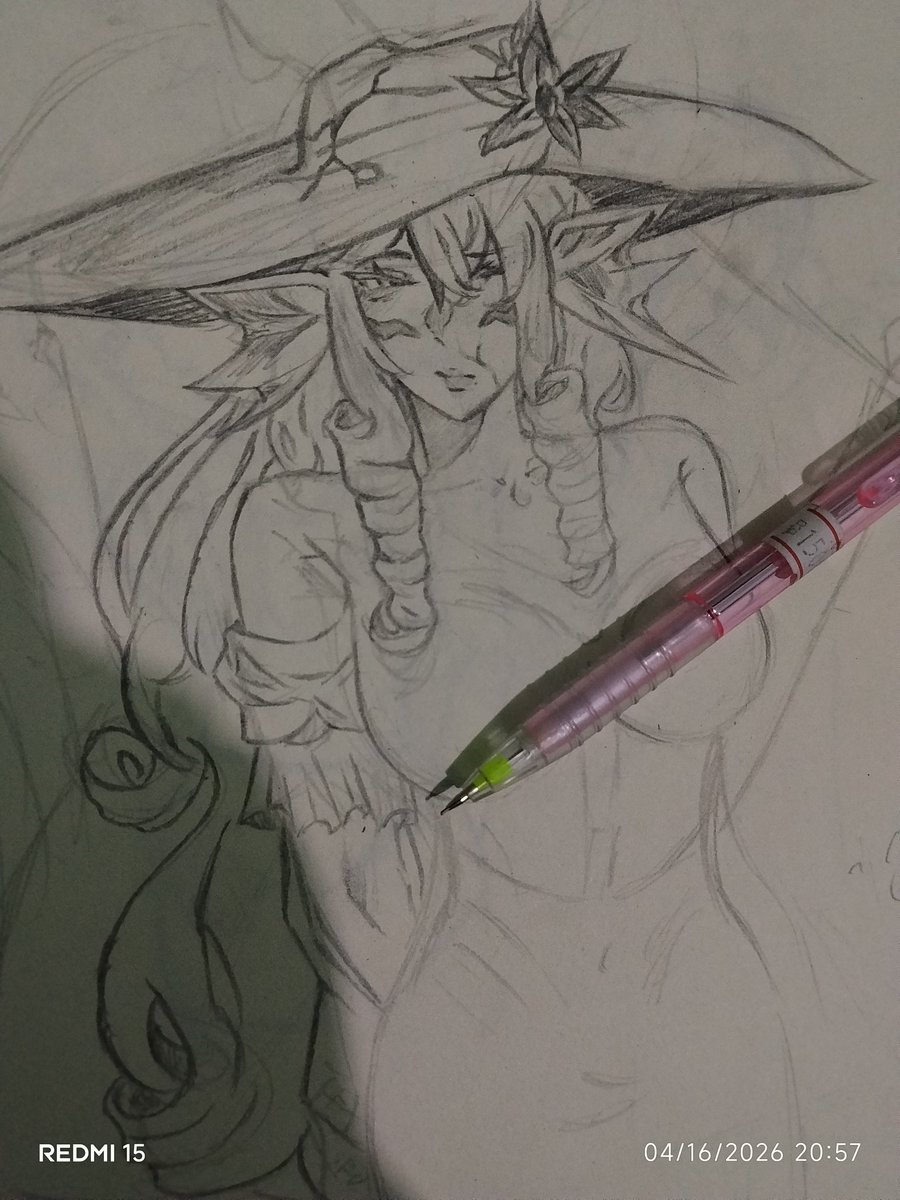gaxmoundyy's tweet image. Wip, art competition ^^ #draw #traditionalarts