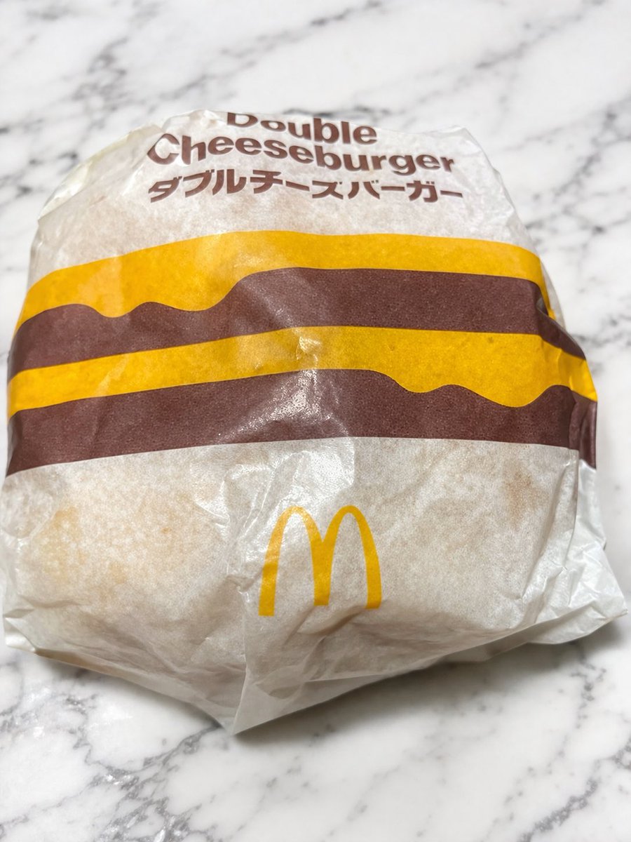 takami_0902's tweet photo. あの銀次さんのCM見ちゃったら、マック行きたくなっちゃうでしょ🍔
#マック #McDonald #ドンデコルテ #渡辺銀次 https://t.co/Fu08fK2o8k