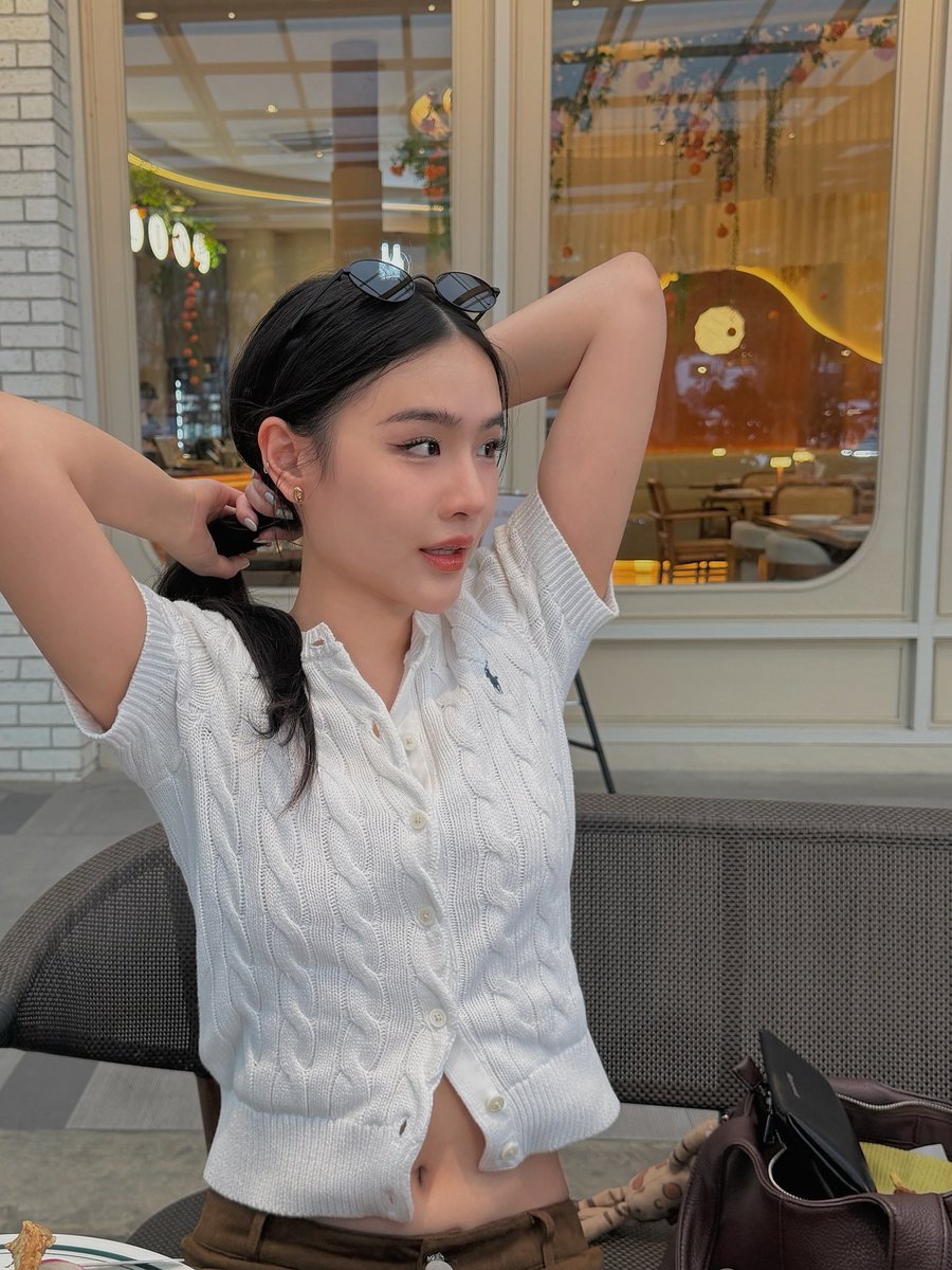 pundaoupdates's tweet photo. What's good for the goose 🪿

�� https://t.co/5SlfeKH7PB

#พันดาว #pundao✨ https://t.co/RpQdV3Tx5g