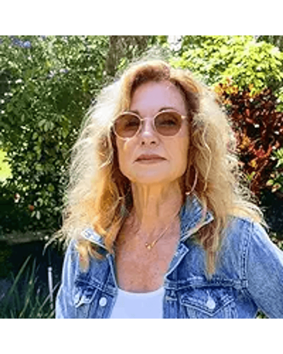 LiteraryTitan's tweet image. In ILLEGITIMATE, you share with readers your personal journey to find truth, identity, &amp;amp; peace as you search for your biological father &amp;amp; your family's ties to the Lebensborn program in Nazi Germany. What inspired you to share your story?
#WriteLife #bio
wp.me/p3cyvH-Pb9?utm…