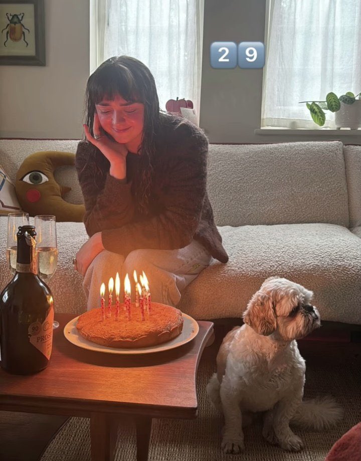 westerosies's tweet photo. Maisie Williams shares a photo on her Instagram celebrating her 29th birthday. https://t.co/Xg7QaWLDft