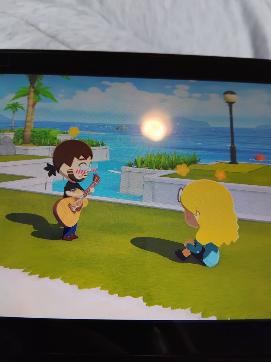 ⋆★ may tweet media