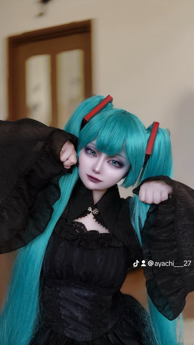 ayachi🦊 tweet media