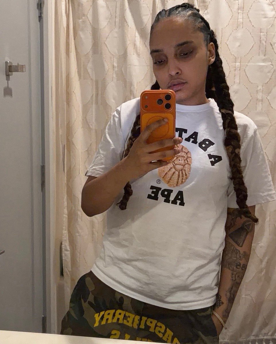 BinBrazy's tweet photo. Temporary distractions ain’t no grievin kus dey reachin . Kopy + Dey klone wat I’m feedin they Be thieving #21weeks #Alhamdulillah https://t.co/2dL0dZzu8R