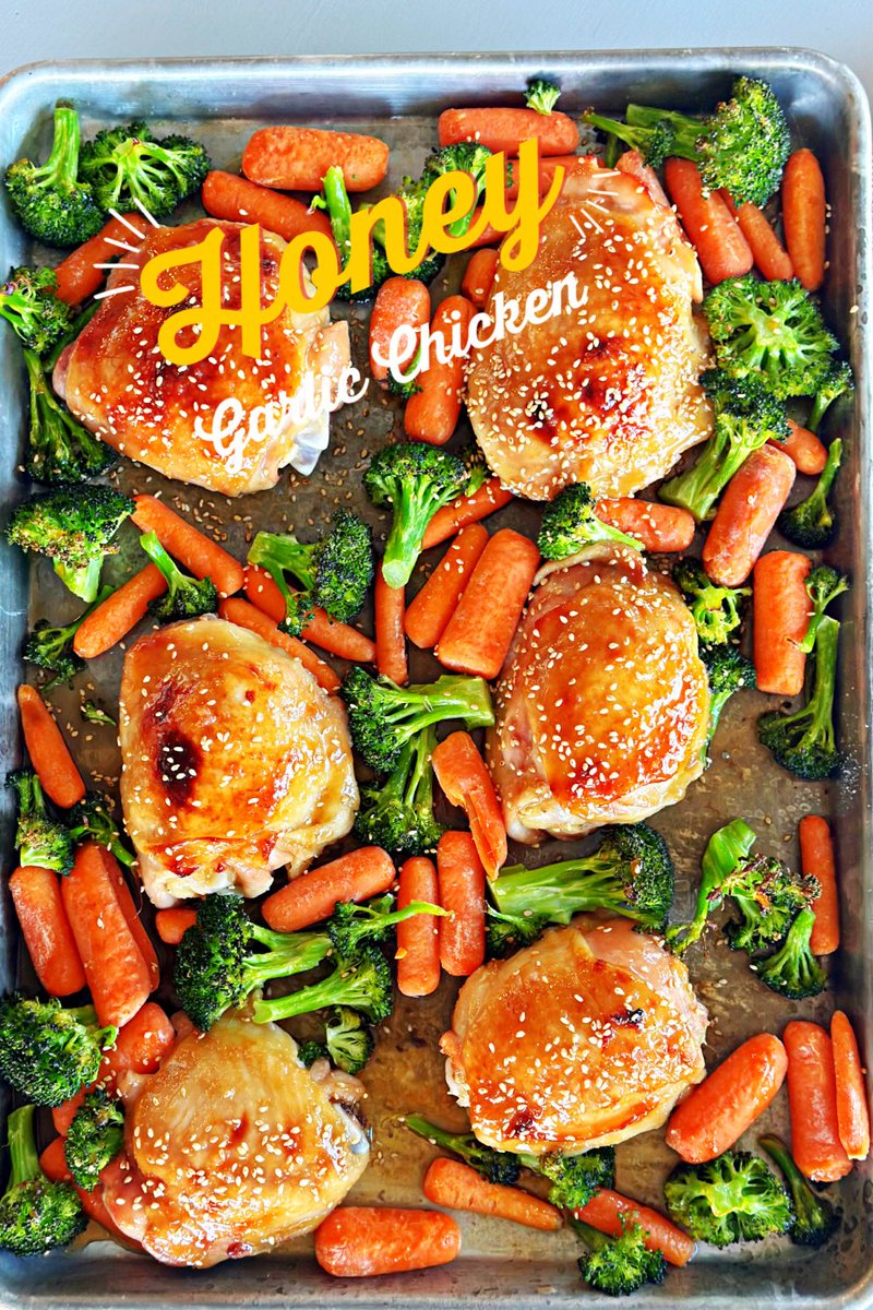 theloulougirls's tweet image. One pan. Zero stress. Maximum flavor. 😏🍯🧄

This honey garlic chicken is sweet, savory, sticky, and basically doing the MOST—in the best way. 
loulougirls.com/sheet-pan-hone…

#sheetpandinner #onepanmeal #easychickenrecipe #honeygarlicchicken #weeknightdinnerideas #quickdinner