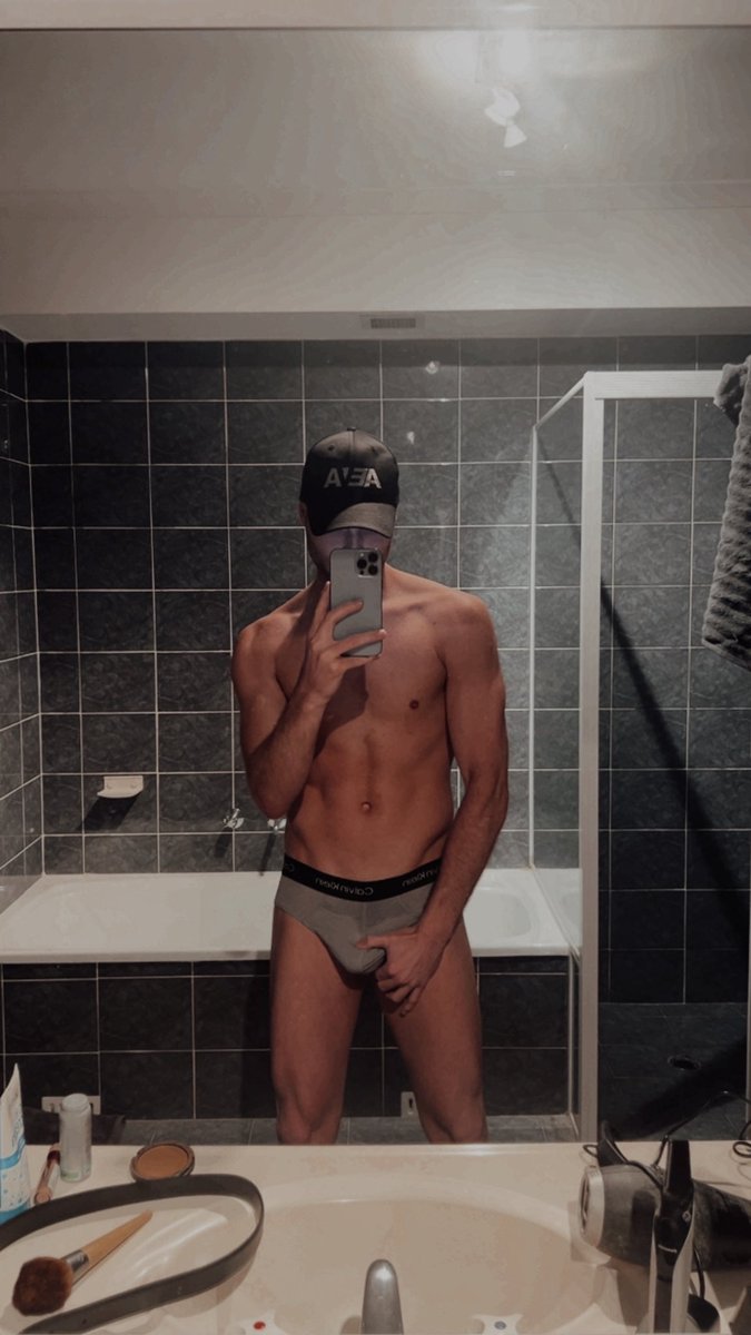 Carter_Goldd tweet media