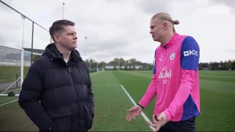 Blue Moon tweet media