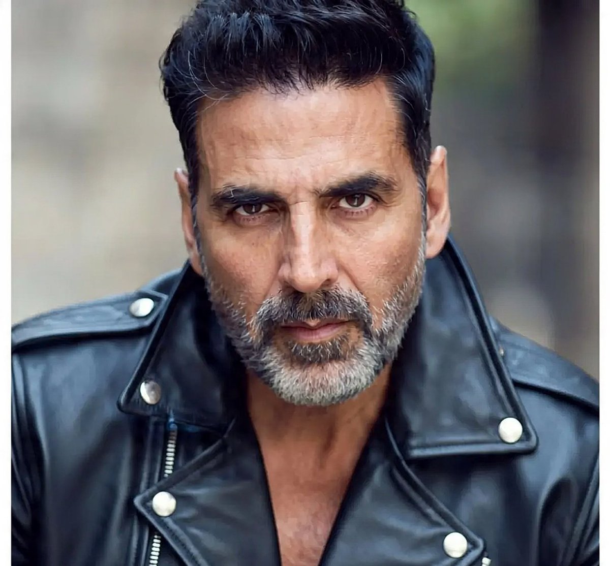 RandomCineMood's tweet image. #AkshayKumar WW GROSS in 2025 –

#Skyforce – ₹150Cr+ 💥
#KesariChapter2 – ₹145Cr+ 🔥
#Housefull5 – ₹300Cr+ 🎉💥
#JollyLLB3 – ₹175Cr+ ❤️‍🔥

2026 Started with #BhoothBangla ✅💥

Bhooth Bangla WW Gross Expectation? 🔥