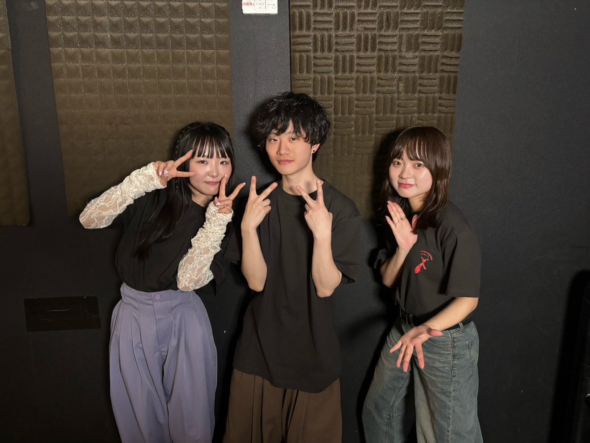 ララカンパニー 1st Anniversary　
-入社式ってことにしてツアーやっちゃいます編-

愛知ファイナル公演ありがとうございました🏢

これにて怒涛の5日連続FCツアーも終了🙇‍♀️
全国のララカンパニー社員の皆様ありがとうございました🤝

#あつまれララカンパニー　でたくさん感想お待ちしております📮