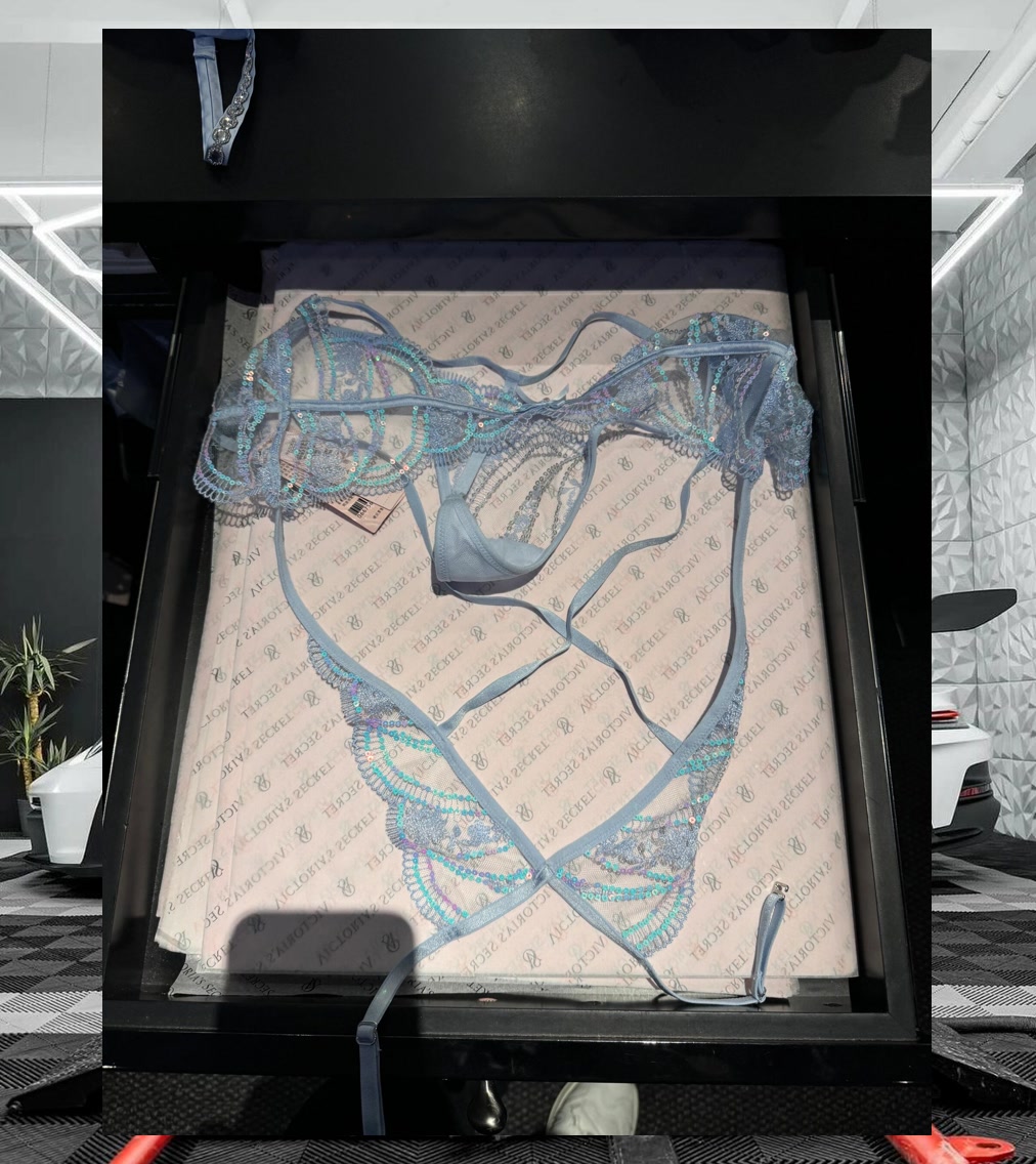 Adam Bar tweet media