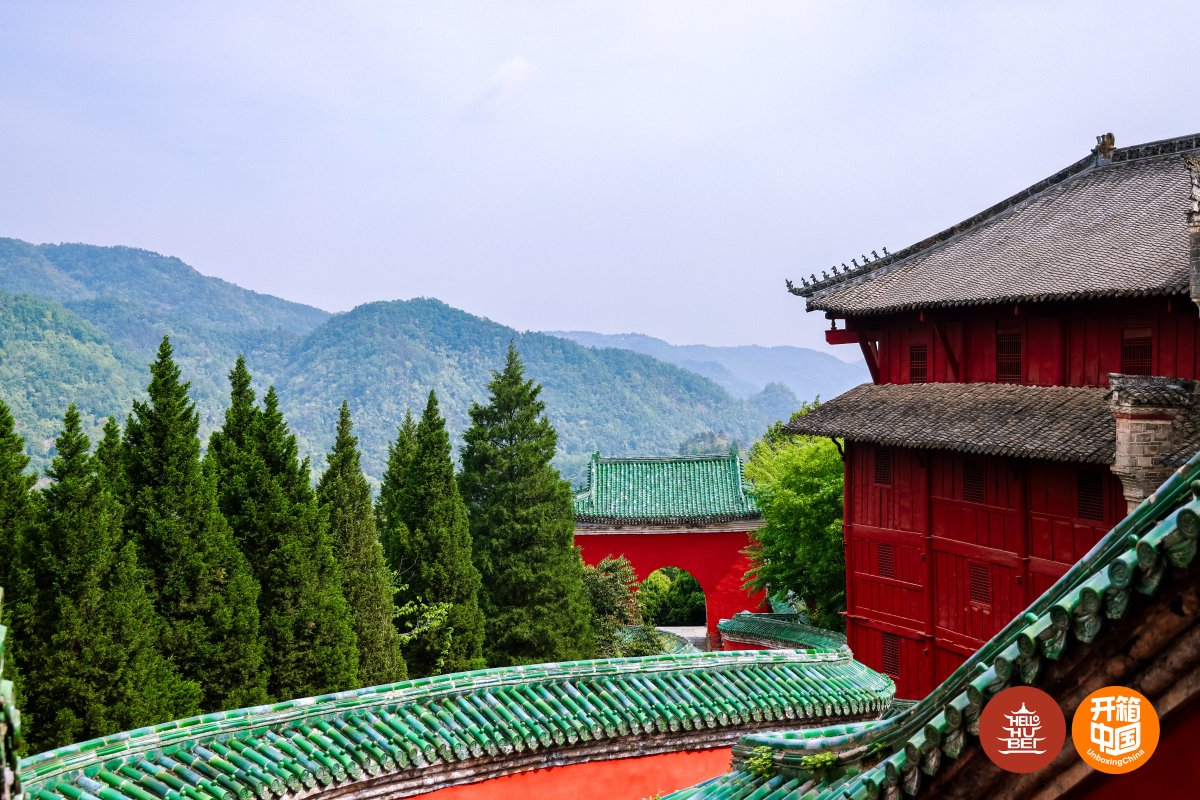 ChinaDaily's tweet image. "For the first time, deep inside, I found an incredible balance, which I had never felt before," said Sofiya Don.

A group of international travelers on Thursday visited Wudang Mountain in China's #Hubei province and practiced traditional Chinese #martialarts. Dressed in