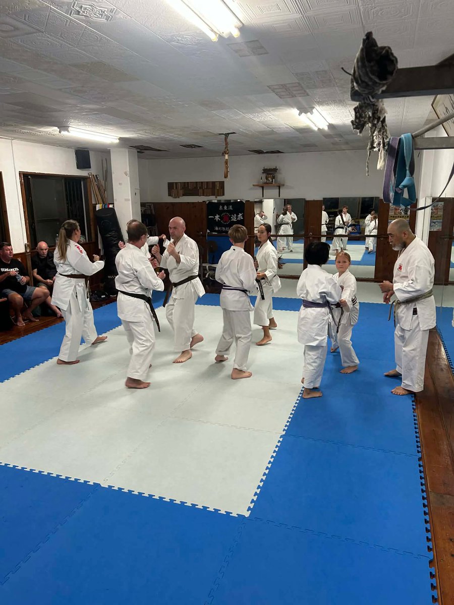 TSRkaratedo's tweet photo. Training in hombu dojo, Naha Okinawa https://t.co/xvK9FMDZrV
