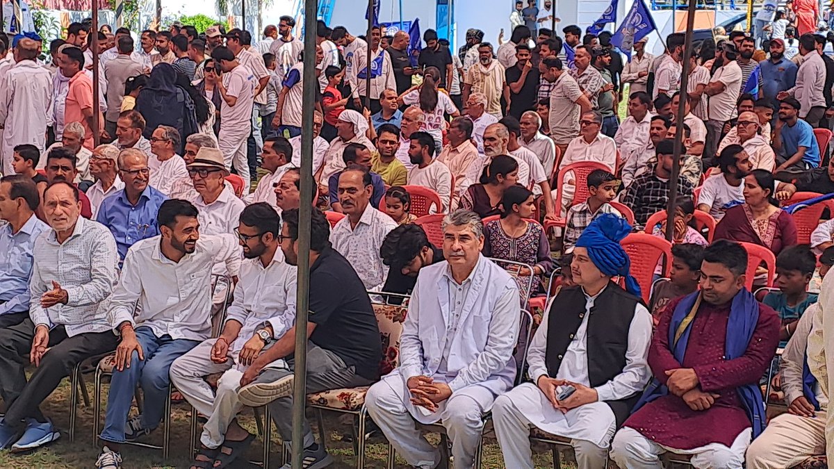 RajeshNpp19956's tweet photo. Vijaypur Samba J&K #BRAmbedkar #JKNC #Ravidas #OmarAbdullah #Iran #Israel #USA #WAR #PMO https://t.co/RdQhFhZen5