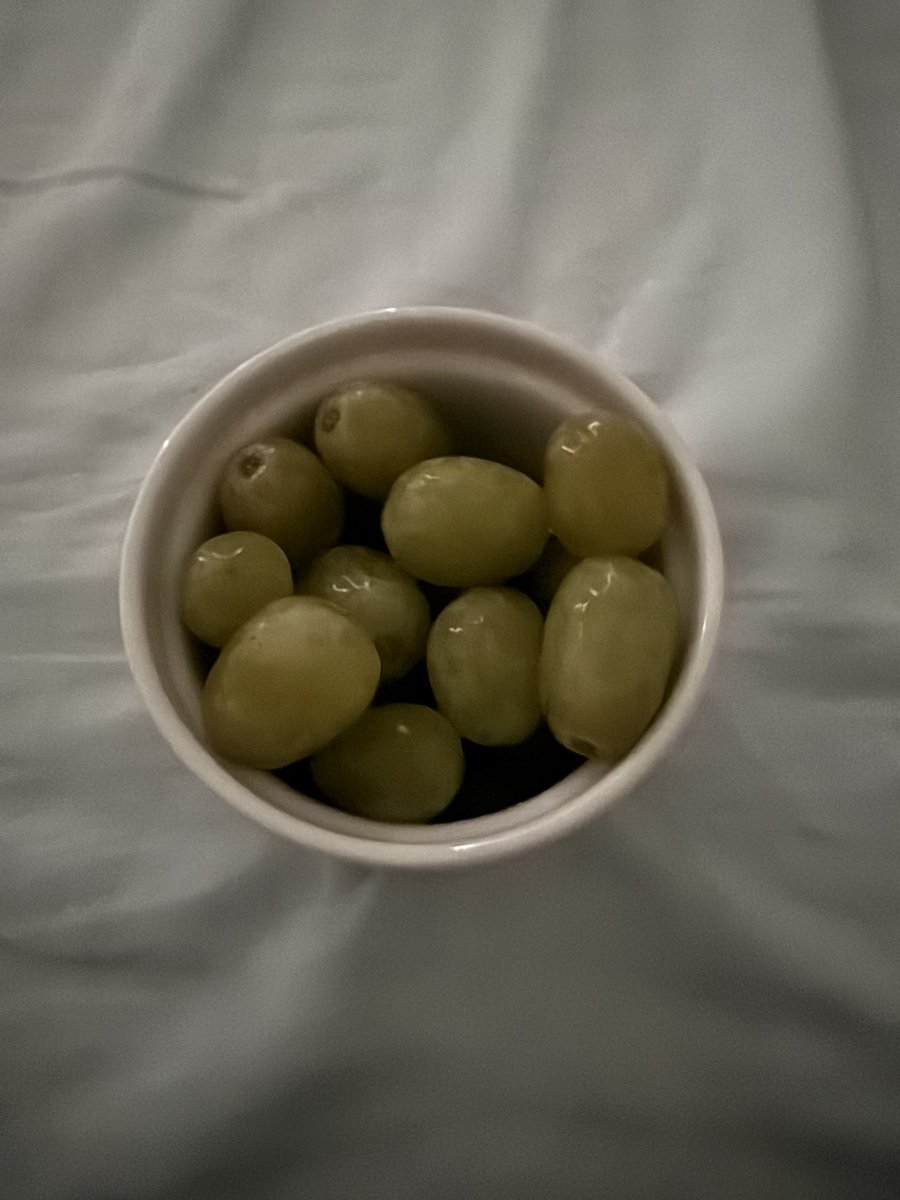 alr spent 180 cals on cotton candy grapes. SOOOO worth it