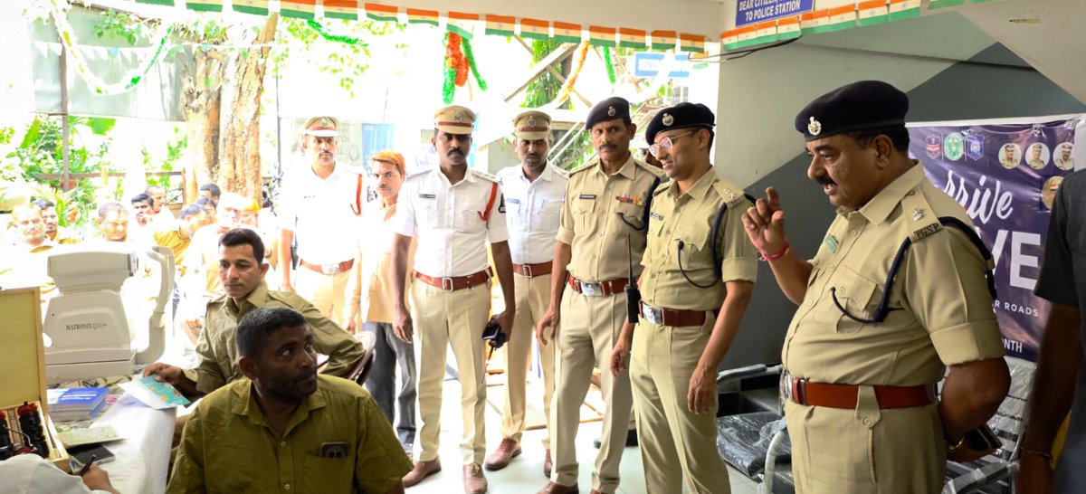 shotr_pgt's tweet photo. Today i.e. on 16-04-2026 conducted the Eye check-up to the Auto/Taxi/ Water Tank drivers at Traffic Police Station in the part of Arrive Alive Road Safety Program. In this Program Sri Avinash Kumar DCP Traffic &amp;   Addl.DCP,  ACP , Inspector, SIs are participated. https://t.co/9g3W7UWcth