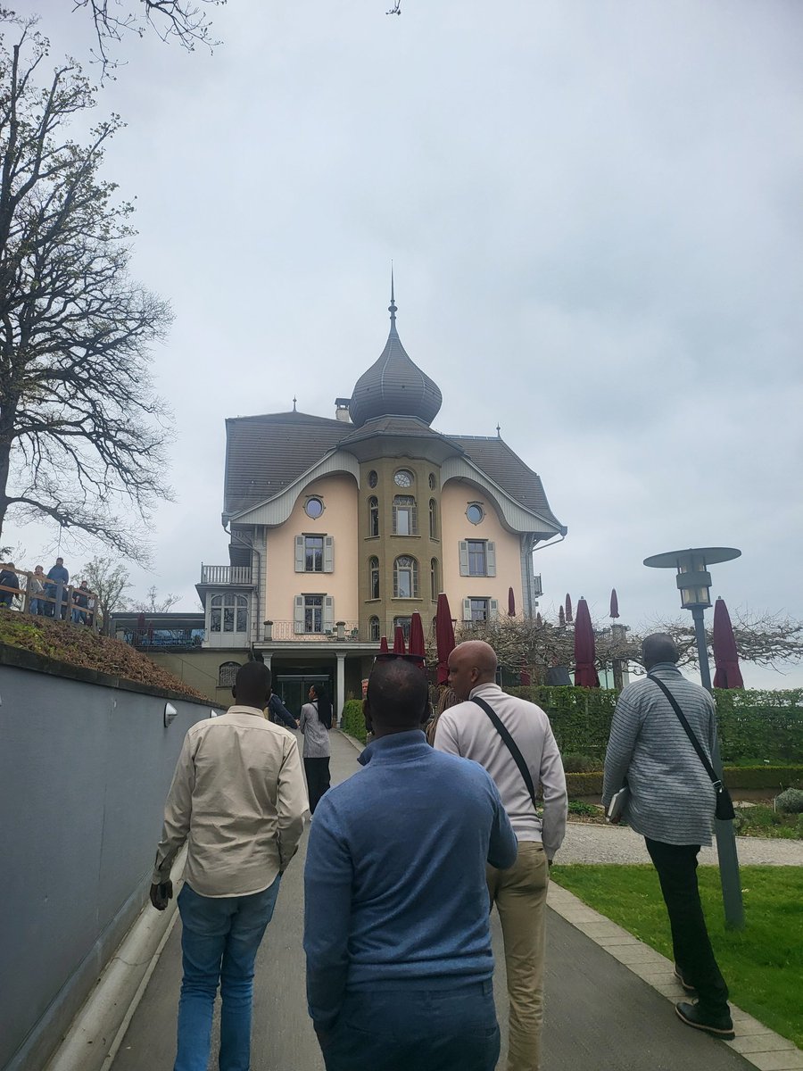 HYvette Marvella ✍️ tweet media