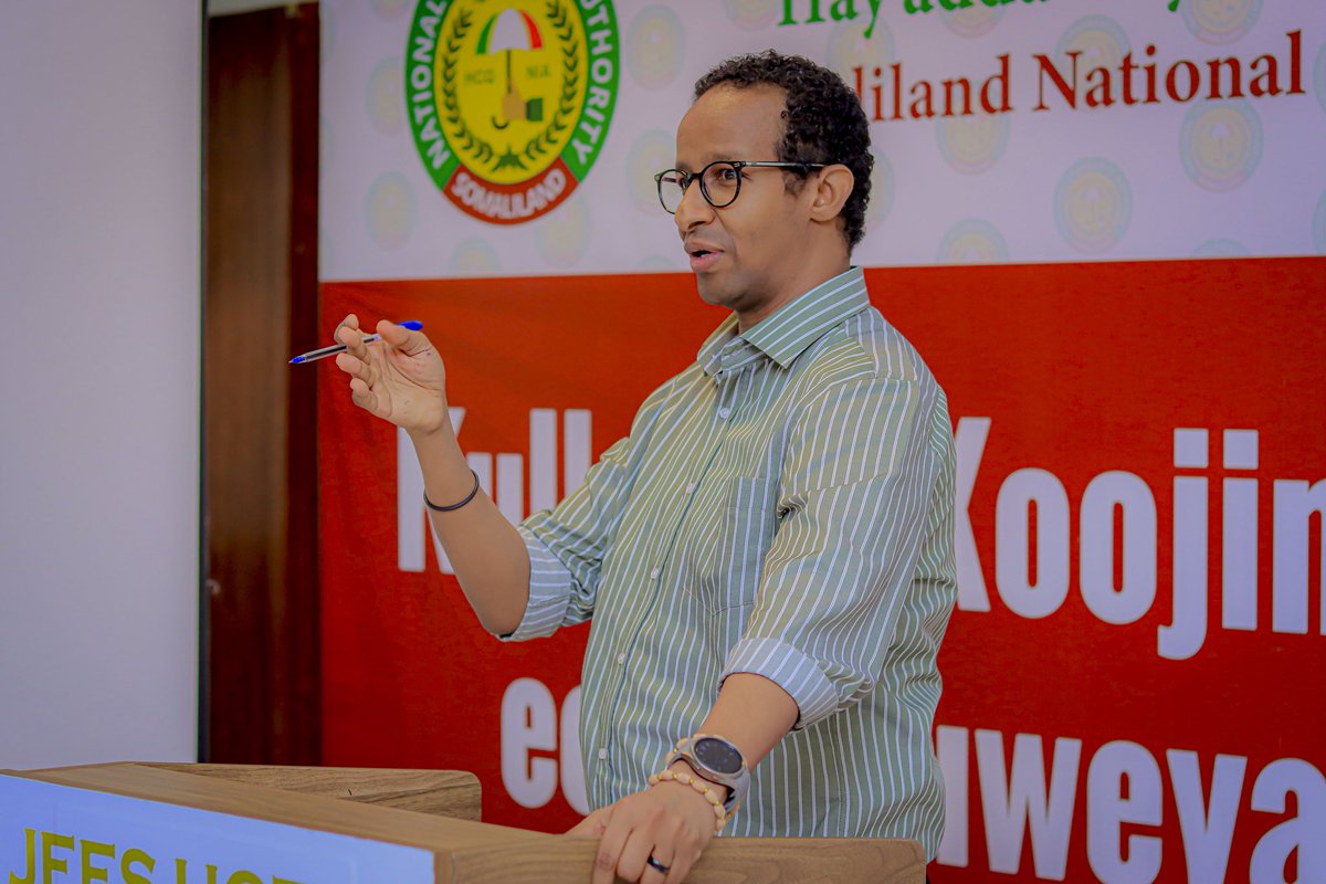 DawanEnglish's tweet photo. The National Insurance Authority (HCQ) held a strategic meeting for Regional Coordinators, strengthening capacity and coordination to support a unified nationwide insurance rollout. Led by Chairman Ahmed Hirsi Duale, discussions aligned with the 2026 Work Plan. https://t.co/wAstkDjc5g