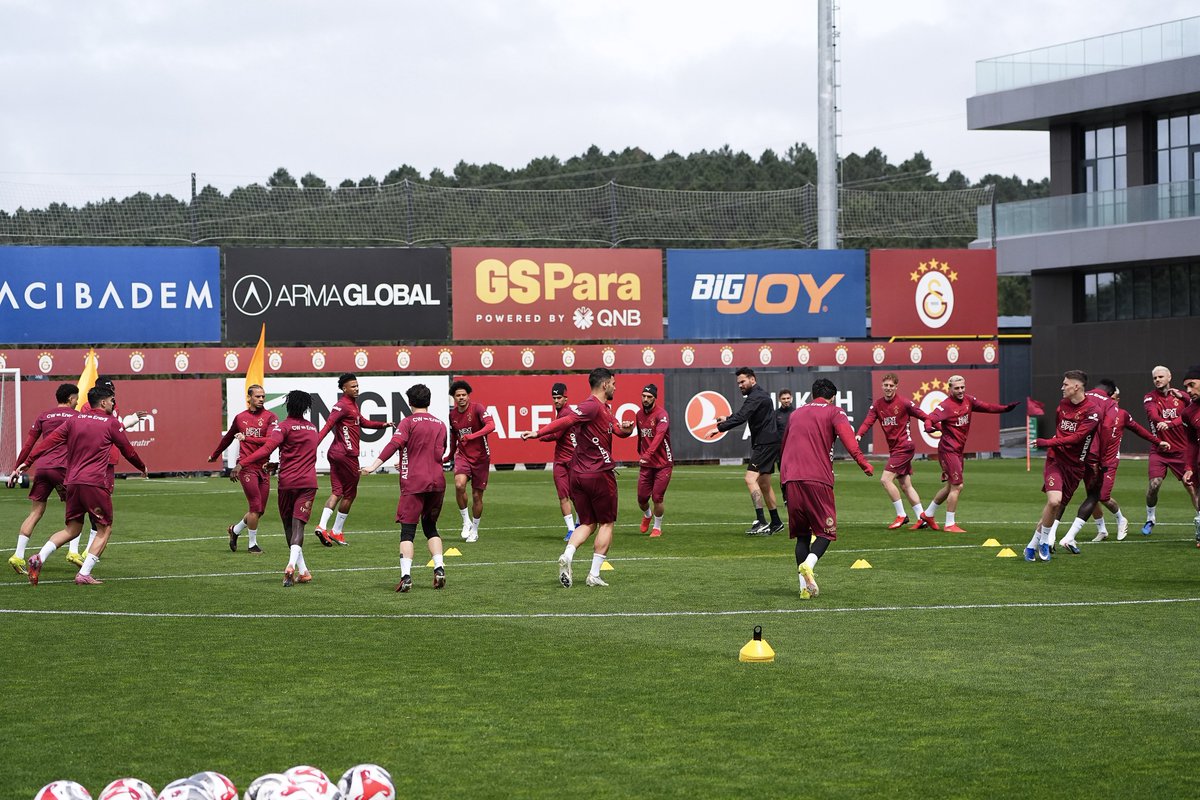 Galatasaray SK tweet media