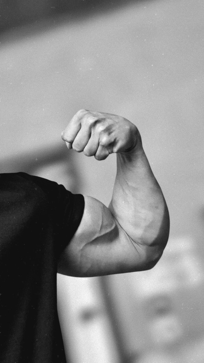 Επίμονος Κηπουρός 🦖 tweet media