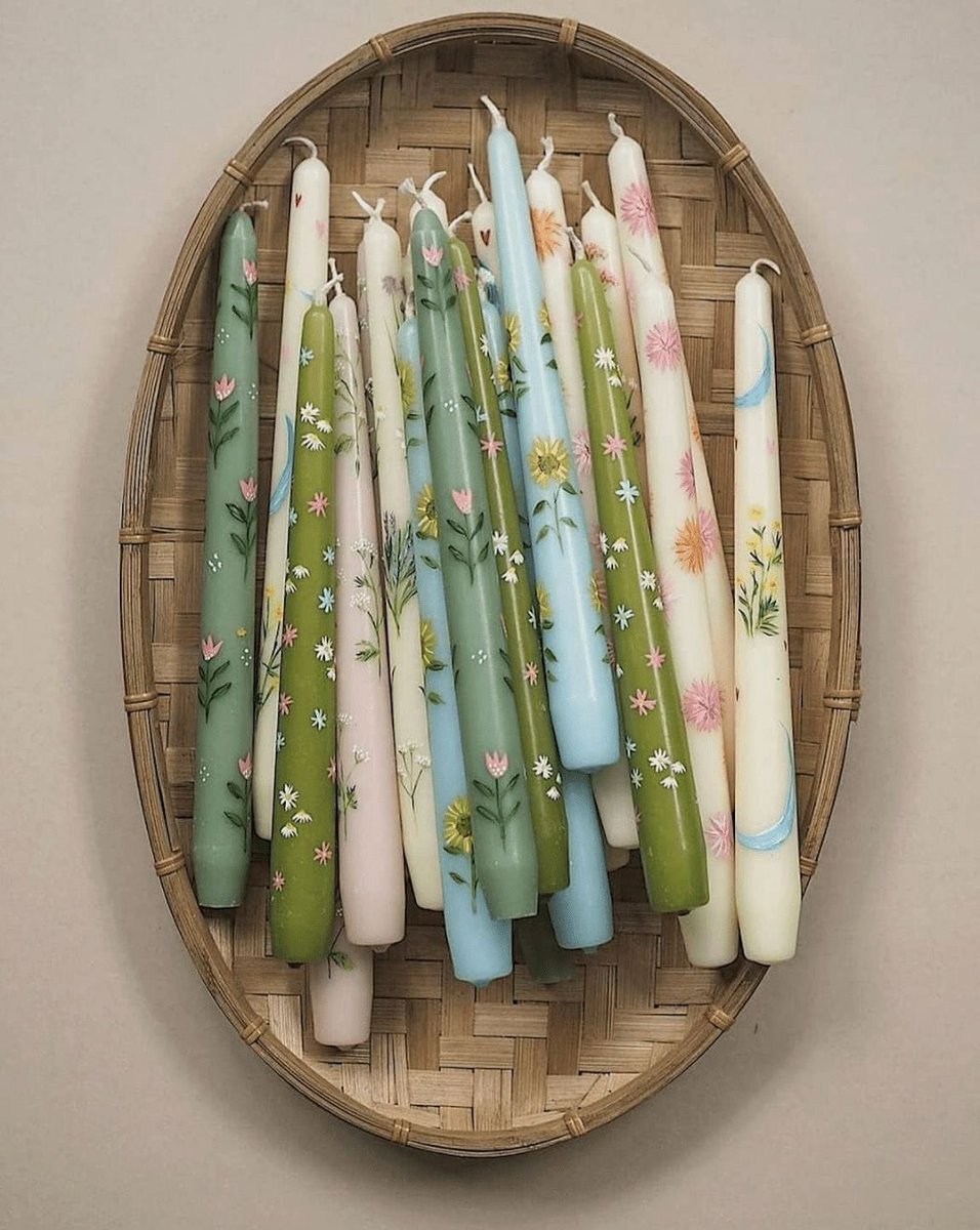 𝑙𝑦𝑟𝑎 tweet media