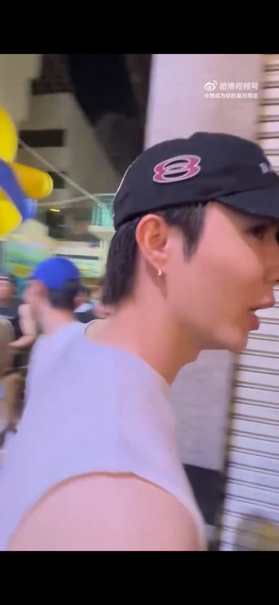 val ۶ৎ tweet media