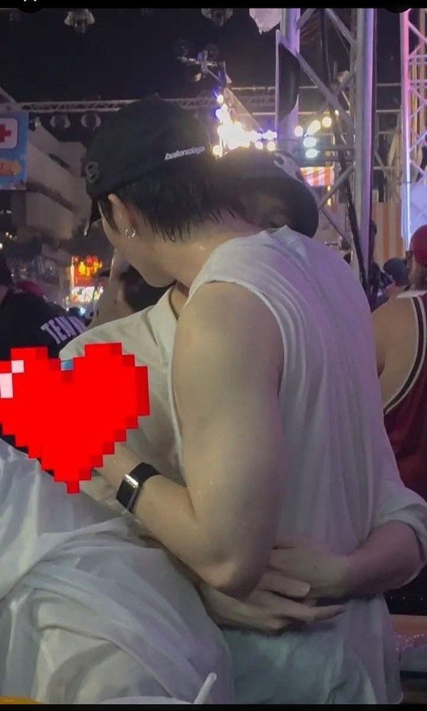 val ۶ৎ tweet media