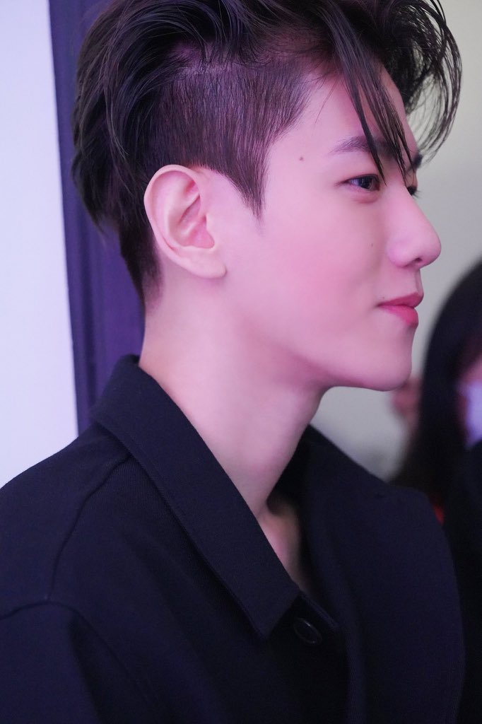 수야˳˳ tweet media