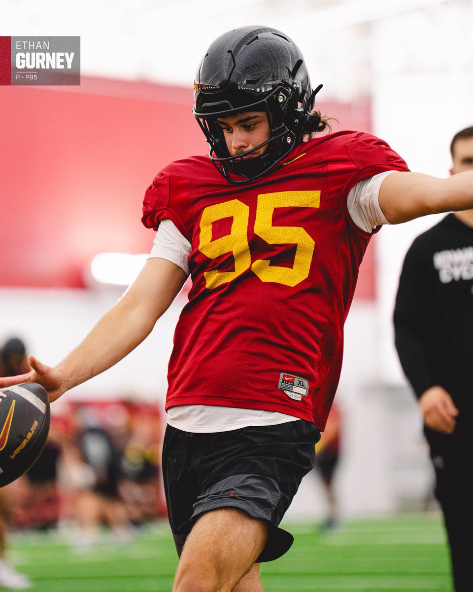 CycloneFB's tweet photo. the specs 🚀 https://t.co/mOfLtCUZ0O
