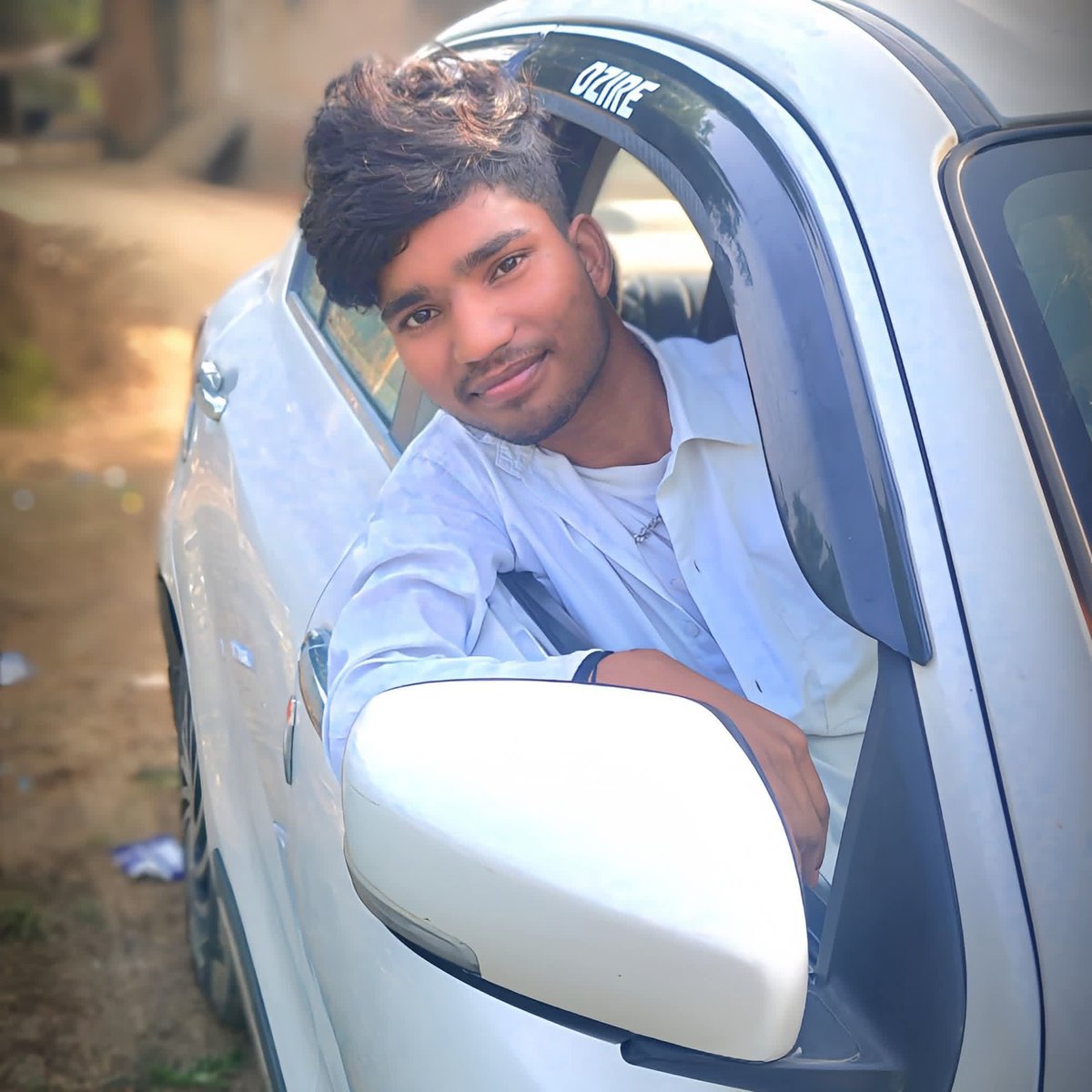 the_dark_masked's tweet photo. सीतापुर से आलोक सिंह नमक फेसबुक अकाउंट “फनी वीडियो” के नाम पर अल्लाह पर आपत्तिजनक टिप्पणी कर रहा है और मुस्लिम समाज की भावनाओं के साथ खिलवाड़ कर रहा है। महोदय, @sitapurpolice @Uppolice
से निवेदन है कि इस व्यक्ति के खिलाफ तत्काल FIR दर्ज कर कठोर कानूनी कार्रवाई सुनिश्चित करें. https://t.co/XJDvcUMNQl
