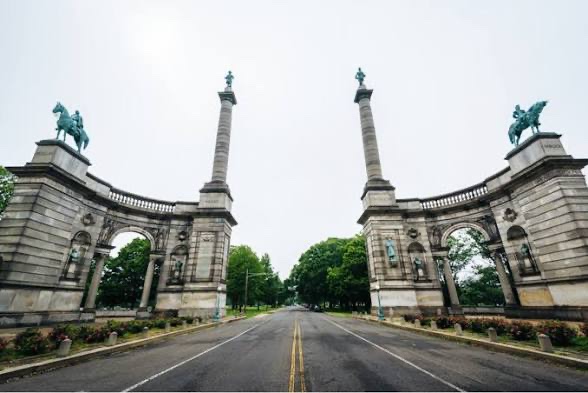 Tom Harari tweet media